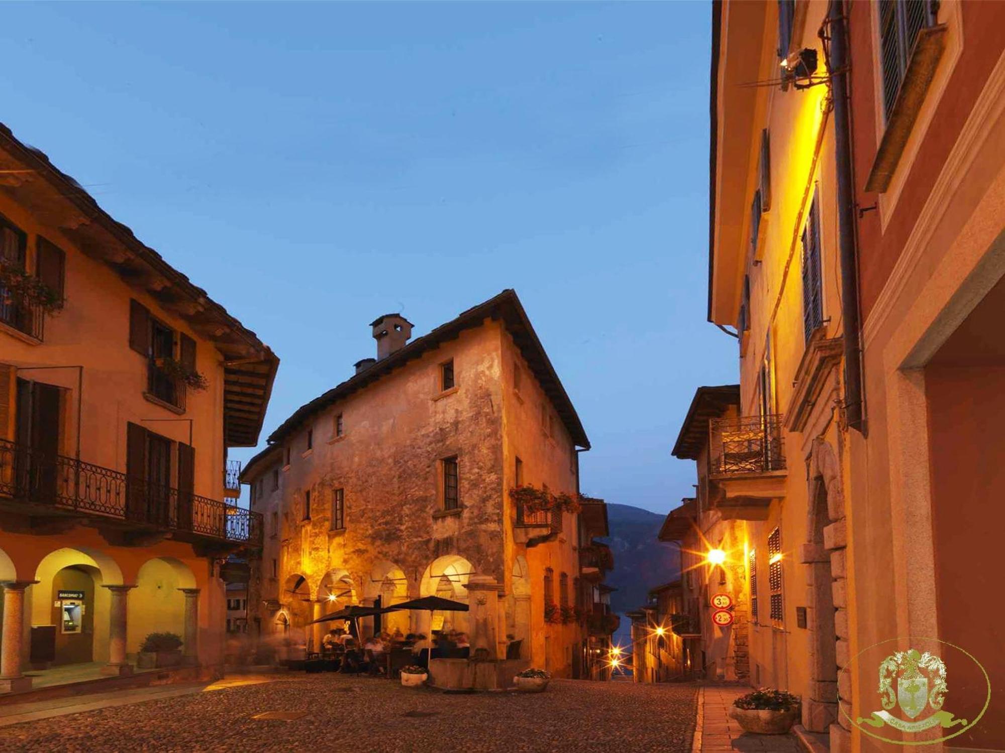 Hotel Casa Arizzoli Cannobio Exterior photo