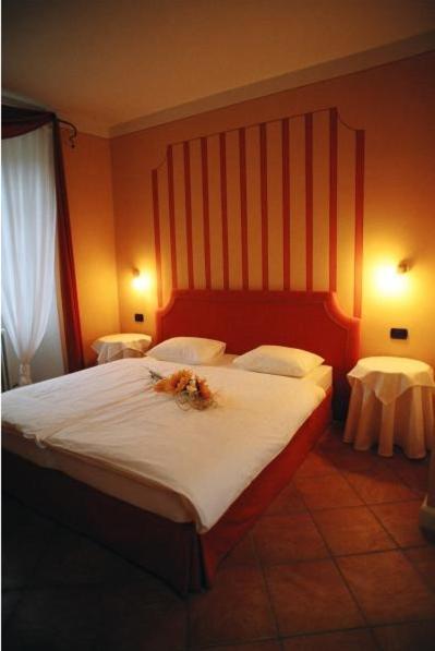 Hotel Casa Arizzoli Cannobio Exterior photo