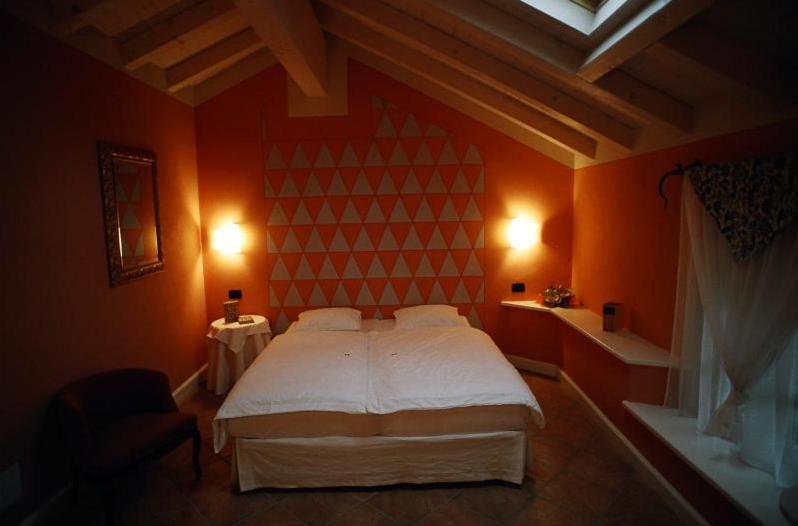 Hotel Casa Arizzoli Cannobio Exterior photo