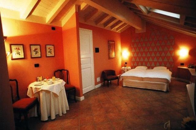 Hotel Casa Arizzoli Cannobio Room photo